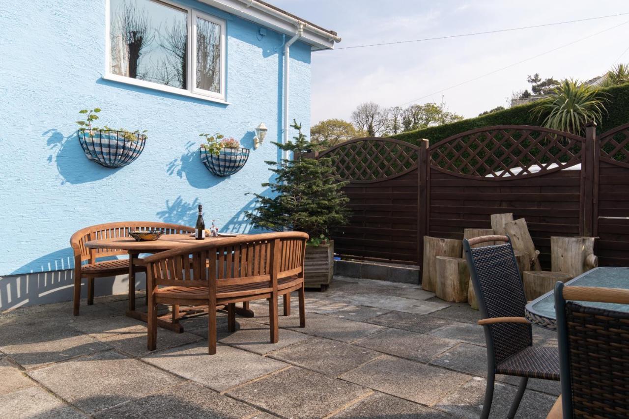 Sunningdale - Beach Side Cottage, Sea Views, Parking ซอนเดอร์สฟุต ภายนอก รูปภาพ