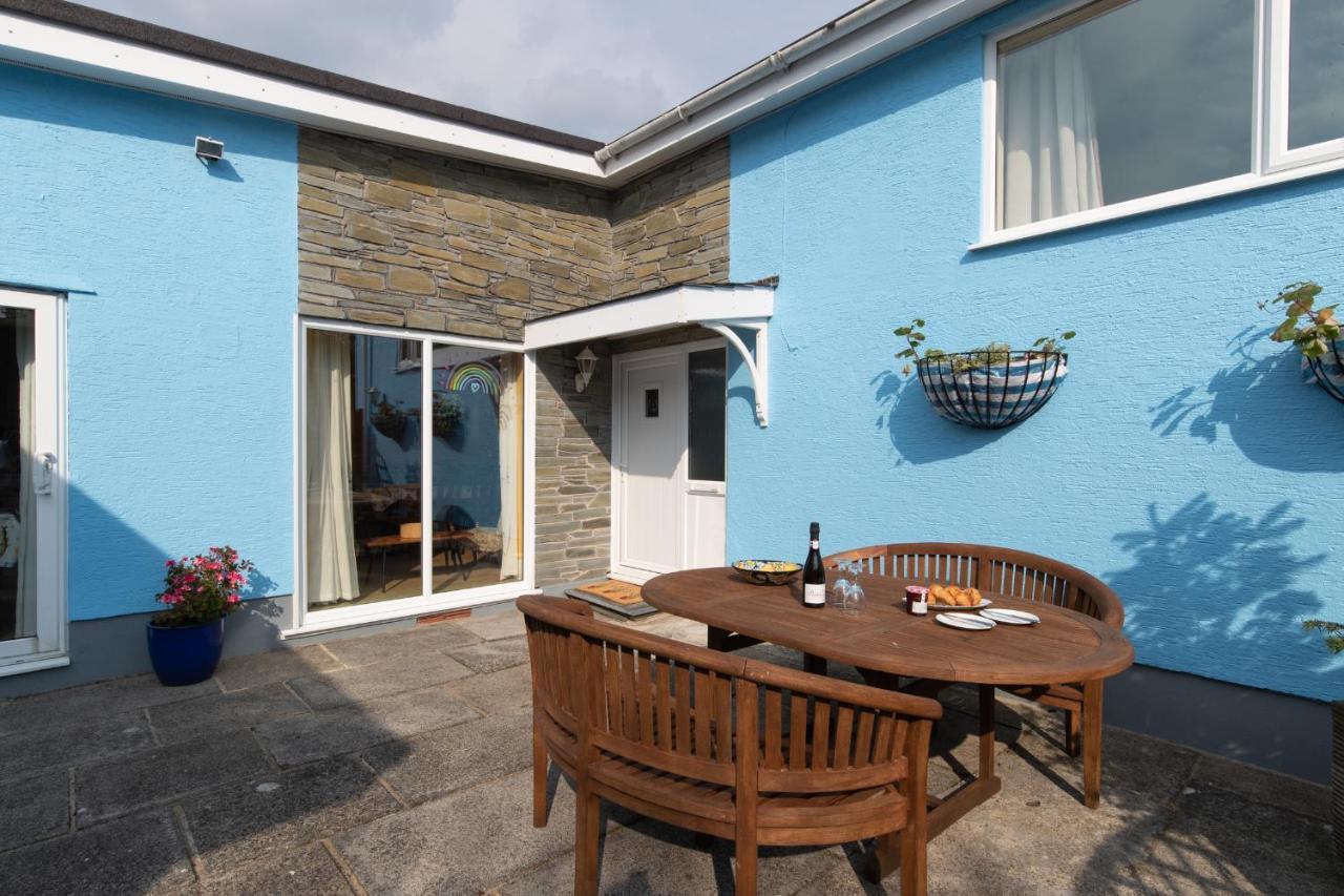 Sunningdale - Beach Side Cottage, Sea Views, Parking ซอนเดอร์สฟุต ภายนอก รูปภาพ